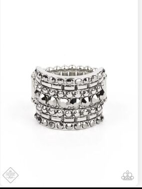Paparazzi Silver Tiered Facet Band RingTarget Locked Fashion Jewerly